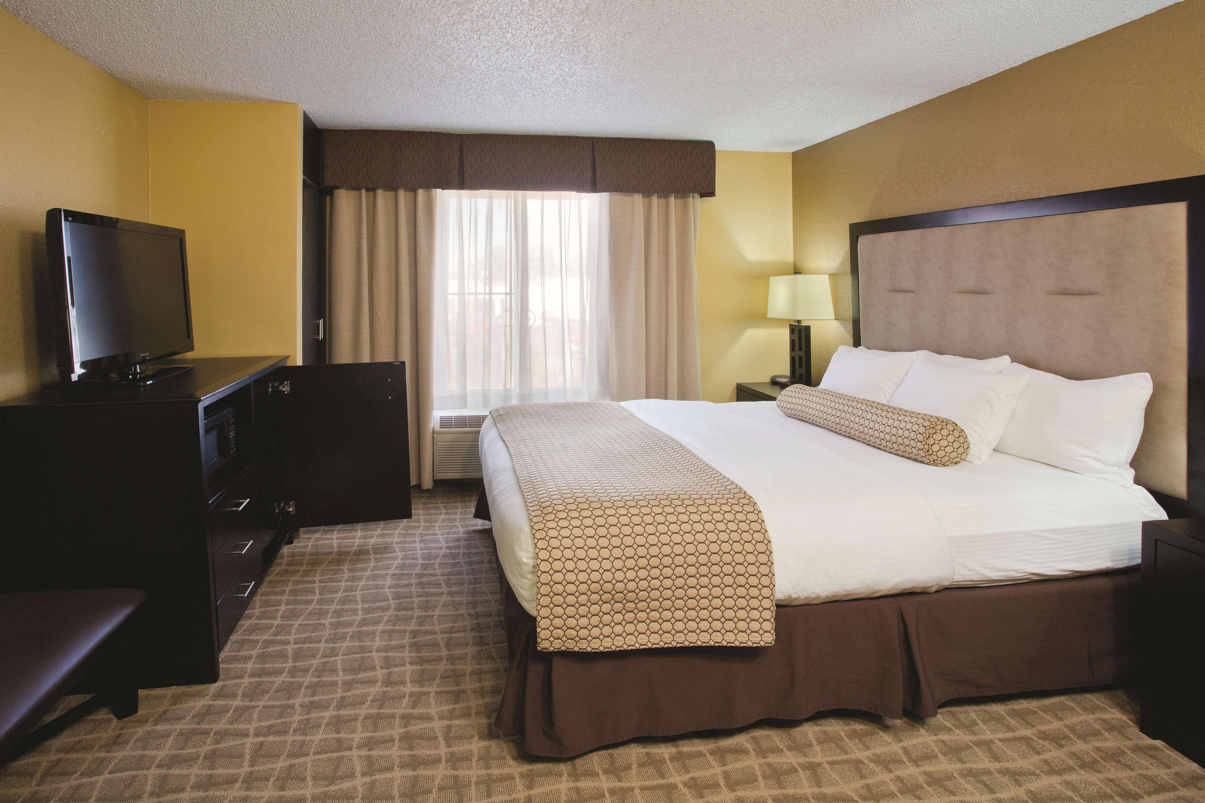 La Quinta By Wyndham Hot Springs Hotel Exterior foto