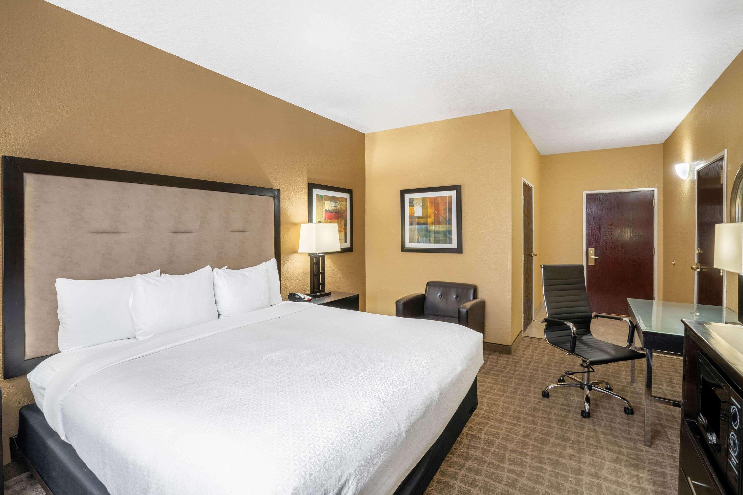 La Quinta By Wyndham Hot Springs Hotel Exterior foto