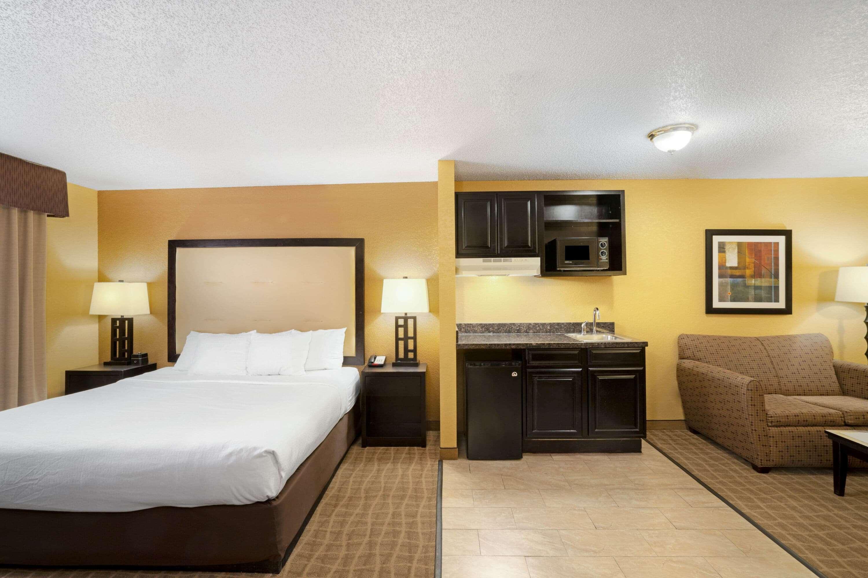 La Quinta By Wyndham Hot Springs Hotel Exterior foto